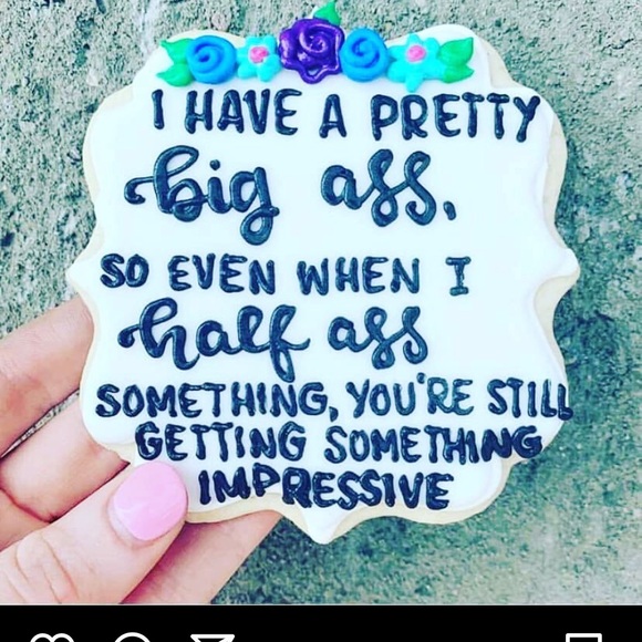 Hi 👋 I’m Tanja! I love Reselling great finds to add to your closet and home 😊 - Picture 16 of 16